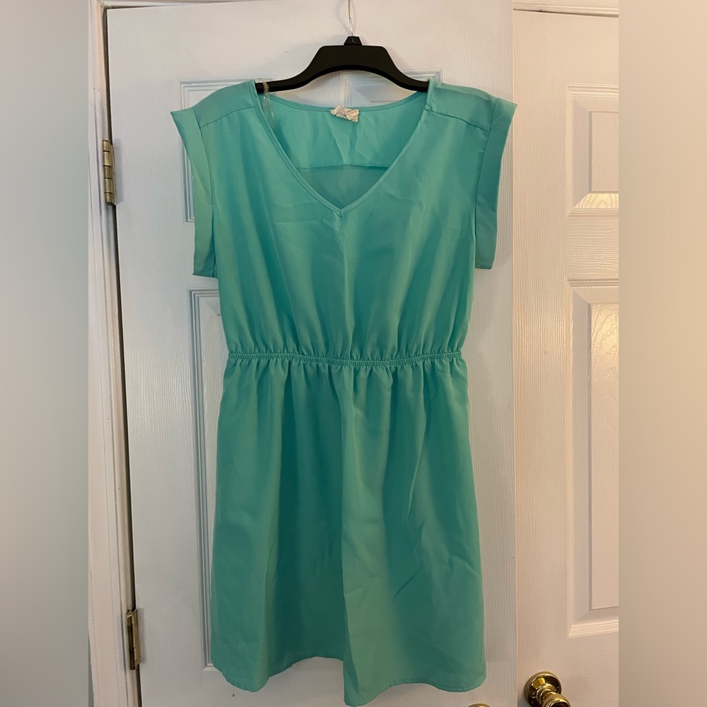 Blue reel dress with folded shoulder sleeves